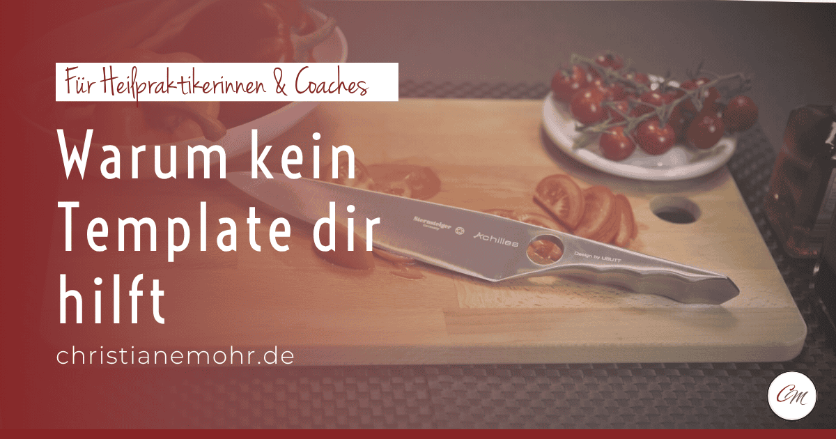 Hochwertiges Messer auf Holzbrett – Positionierung Coach statt Vorlage und Abkürzungen